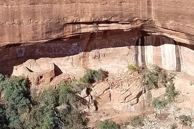 Ancient Sedona (30+ Mile) - Sedona Helicopter Tour - Schuerman Mountain, Chimney Rock, and the Return Fly-Back