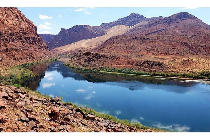 Colorado River Smooth Water Small-Group Float Trip from Sedona or Flagstaff - Lunch on the River: Picnic Beach, Swimming, and Anasazi Petroglyphs