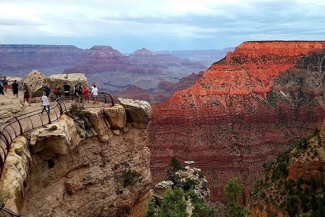 Grand Canyon Experience Tour from Sedona - Lunch time: plan on eating on your own