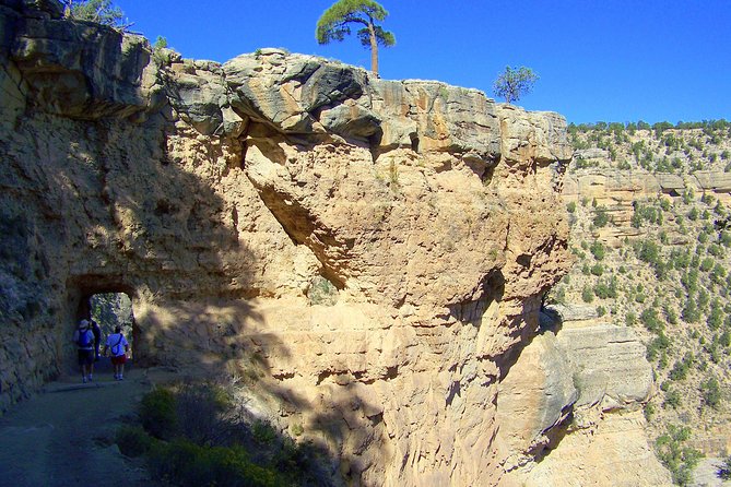 Grand Canyon Hike from Sedona or Flagstaff with 7 Guest Limit - The Hike Plan: 3–5 Miles, Real Elevation Change, and Clear Requirements
