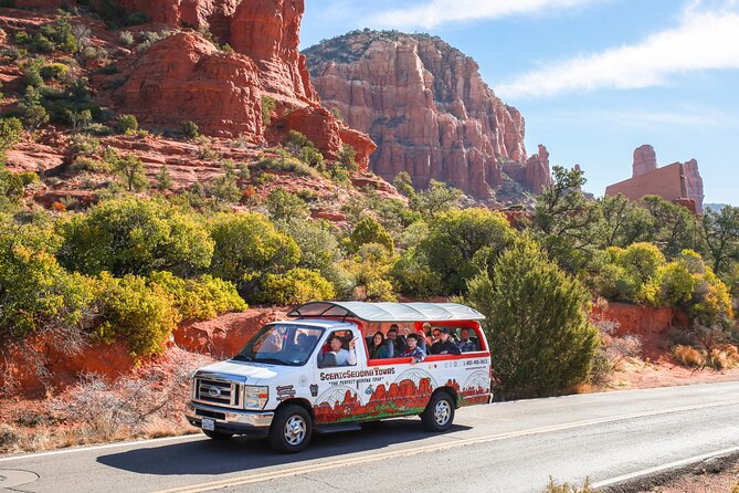 Half-day Sedona Sightseeing Tour - Cathedral Rock and the Power of a Viewpoint Stop