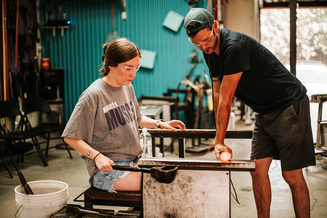 Introduction to Glassblowing Workshop in Sedona - Who should book this Sedona glassblowing workshop