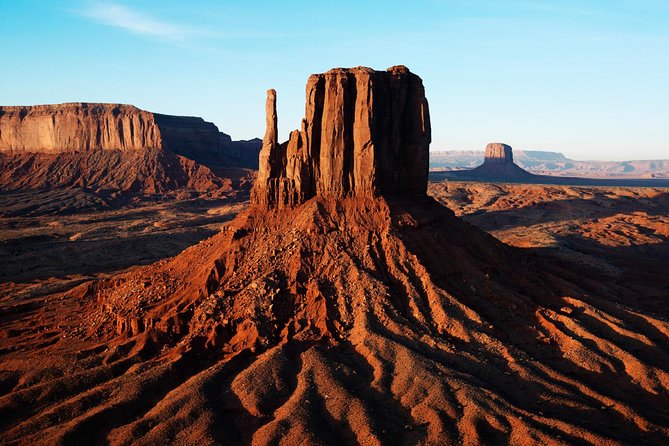 Monument Valley Day Tour from Sedona - The Loop (17 miles) and named formations by the roadside