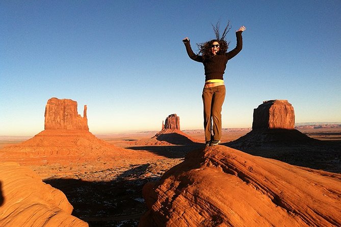 Monument Valley Day Tour from Sedona - Lunch at The View Restaurant: included, timed, and easy on decision fatigue