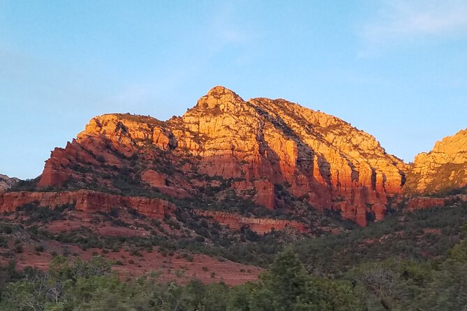 Private 4-Hour Tour of Sedona with pickup/drop-off - Airport Mesa overlook: a standout photo stop in just 30 minutes
