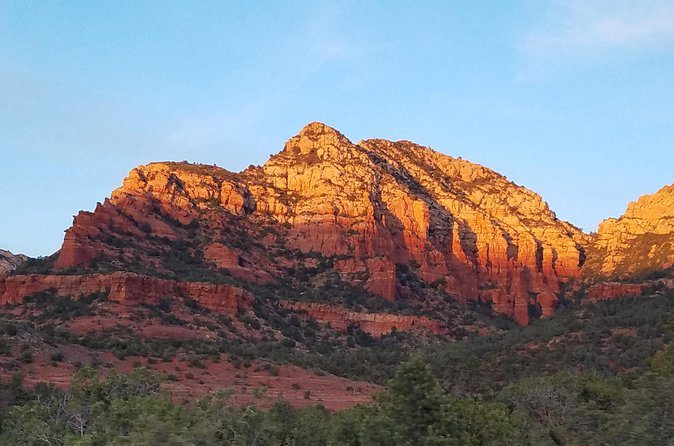 Private 4-Hour Tour of Sedona with pickup/drop-off - Cathedral Rock and the Red Rock Loop Road: quick framing for a famous formation