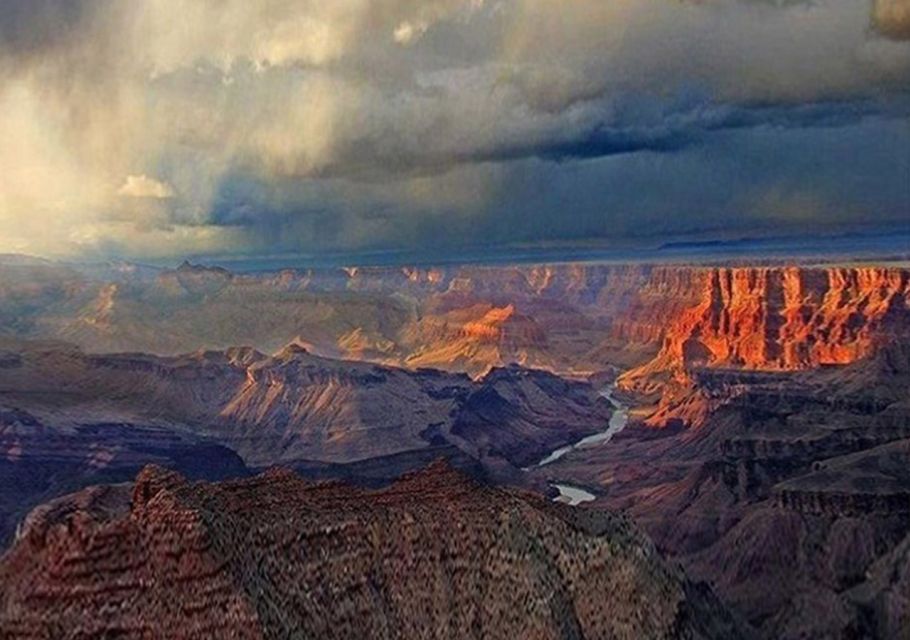 Sedona/Flagstaff: Grand Canyon Tour & First-Class Train Ride - Grand Canyon Railway first class: comfort plus old-west theater