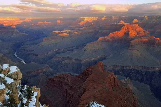 Sunset in the Grand Canyon from Sedona - East rim to South rim: where the colors change